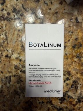 Ampoule Serum - White
Brand new